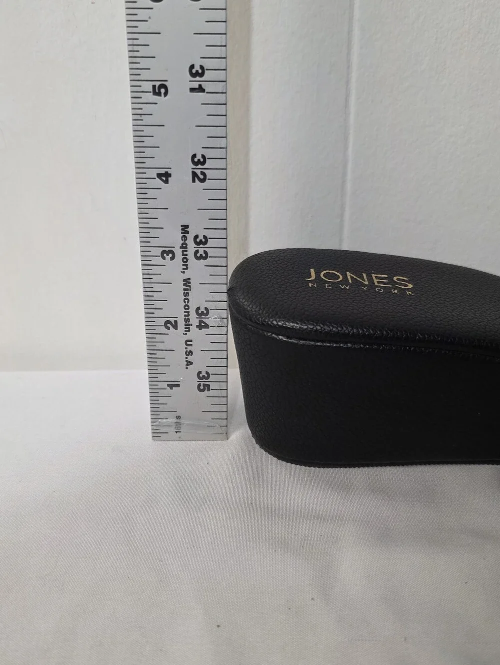 Jones New York Junely Black Platform Slide Sandals with Goldtone Accent Size 8